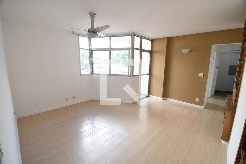 Apartamento à Venda - Bosque, 1 Quarto,  60 m2 em , Campinas - sp | SoloBR