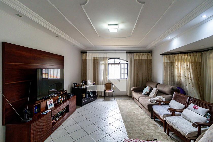 Casa, 3 quartos, 295 m² - Foto 3