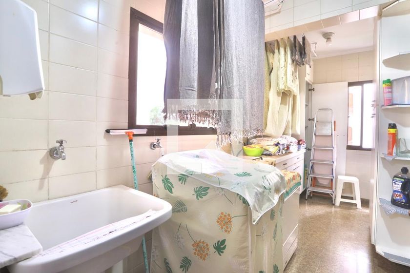 Casa, 3 quartos, 256 m² - Foto 64