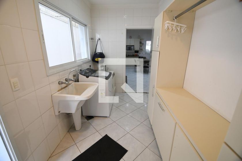 Casa à Venda - Jardim Flamboyant, 3 Quartos,  394 m2 em , Campinas - sp | SoloBR