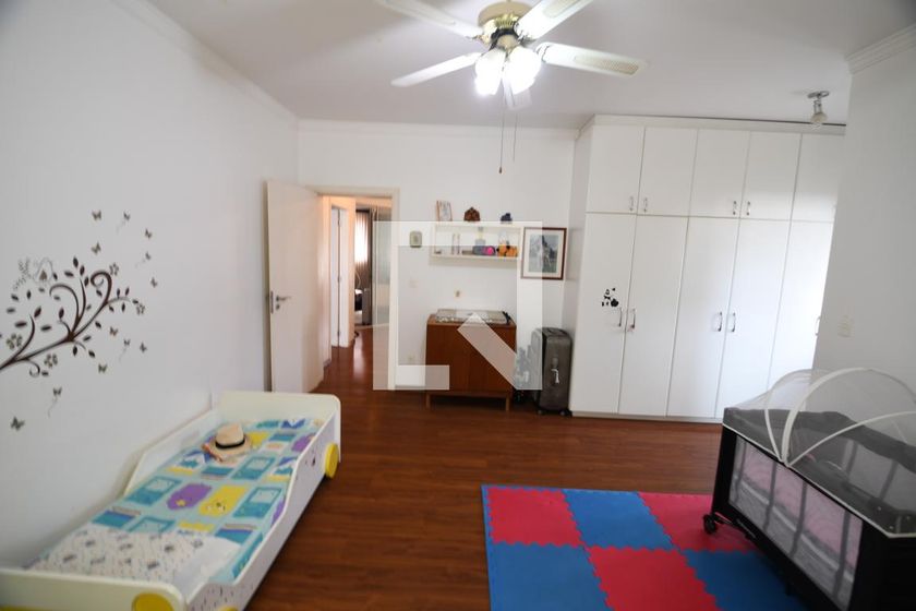 Casa à Venda - Jardim Flamboyant, 3 Quartos,  394 m2 em , Campinas - sp | SoloBR