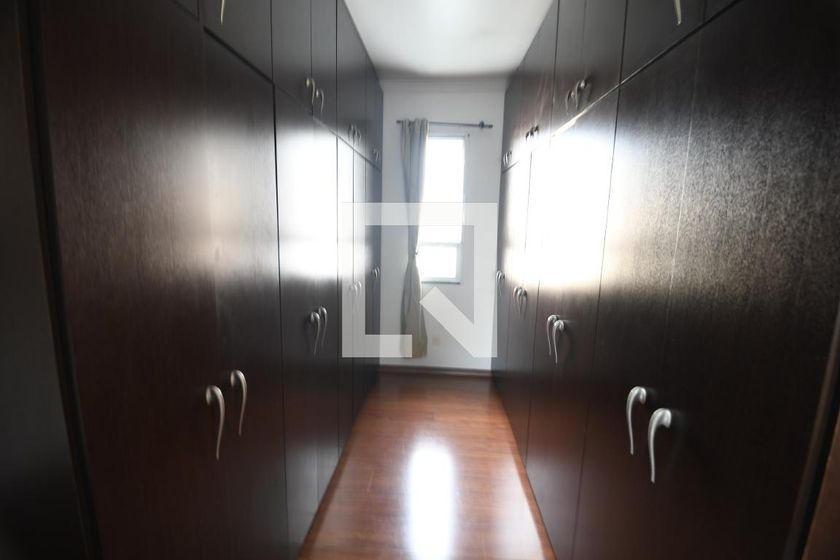 Casa à Venda - Jardim Flamboyant, 3 Quartos,  394 m2 em , Campinas - sp | SoloBR