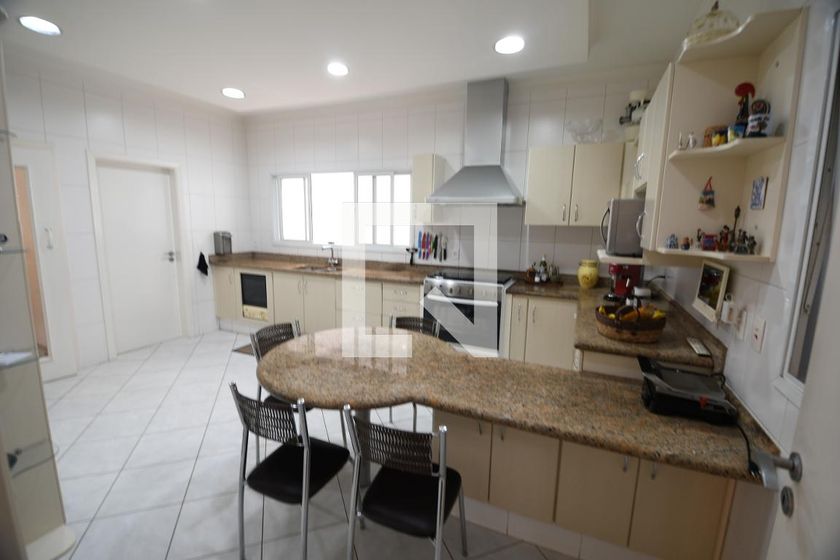 Casa à Venda - Jardim Flamboyant, 3 Quartos,  394 m2 em , Campinas - sp | SoloBR