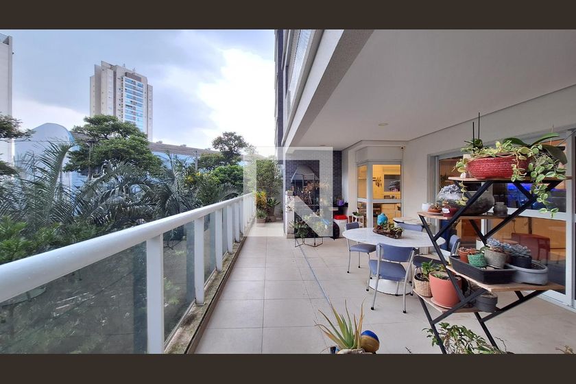 Apartamento, 4 quartos, 252 m² - Foto 27
