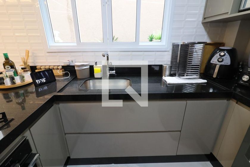 Casa, 4 quartos, 230 m² - Foto 33