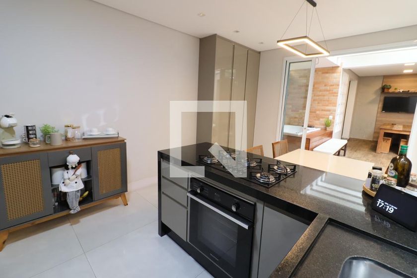 Casa, 4 quartos, 230 m² - Foto 31