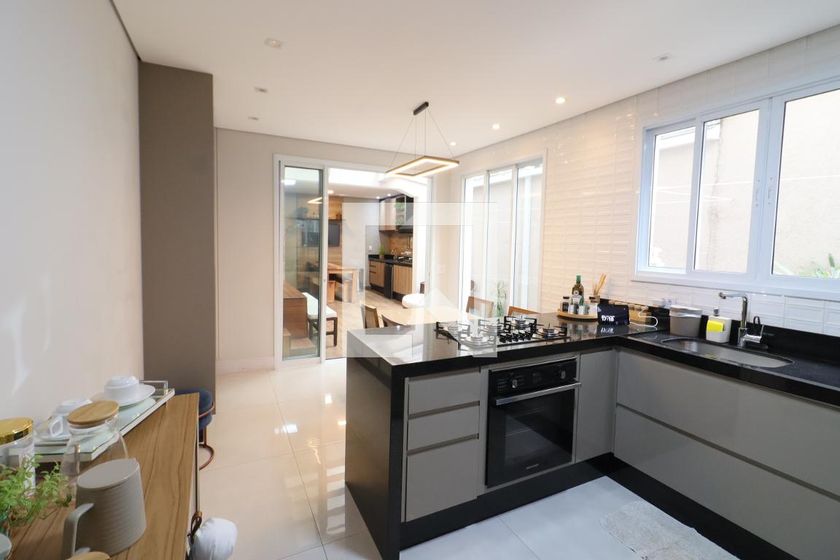 Casa, 4 quartos, 230 m² - Foto 30