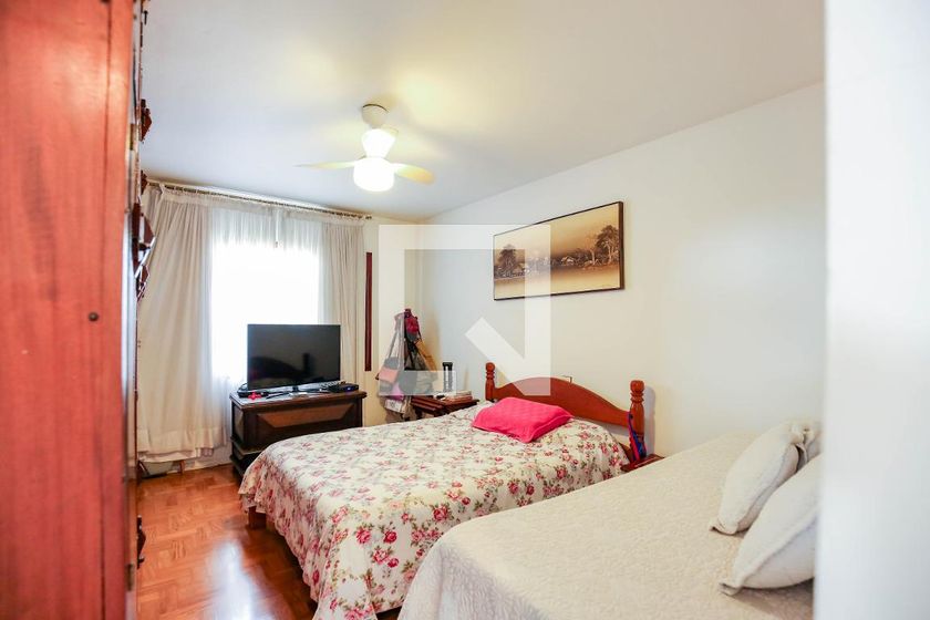 Casa, 3 quartos, 200 m² - Foto 13