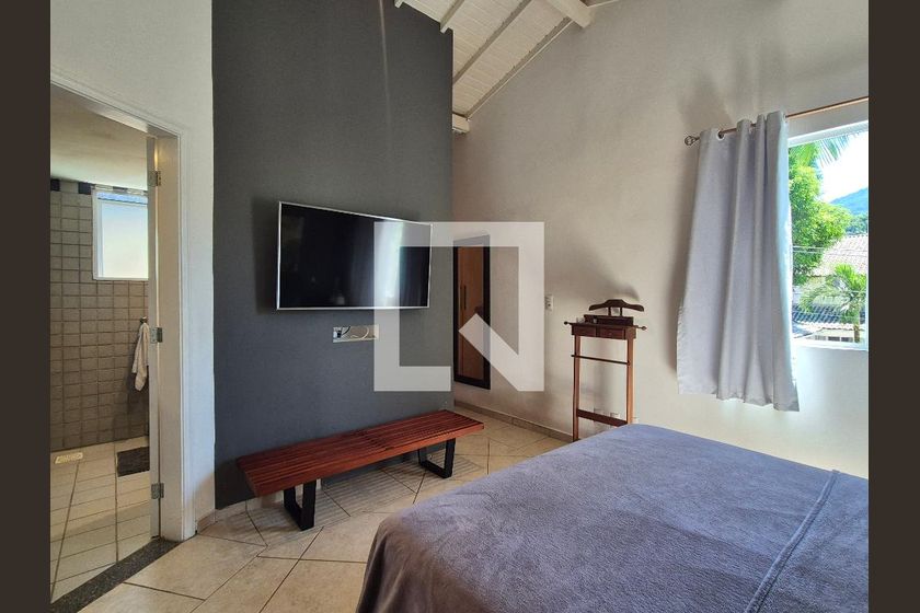 Casa, 4 quartos, 240 m² - Foto 71