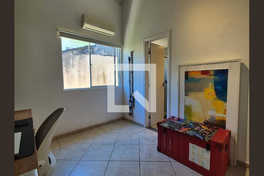 Casa, 4 quartos, 240 m² - Foto 53