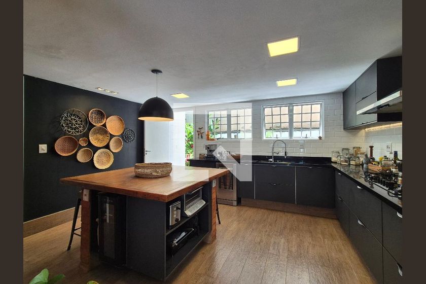 Casa, 4 quartos, 240 m² - Foto 101