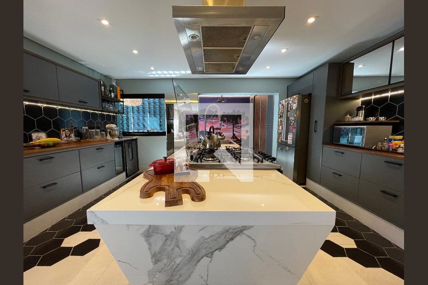 Casa, 3 quartos, 308 m² - Foto 57