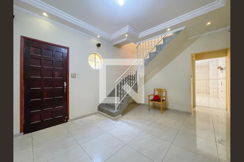 Casa, 3 quartos, 193 m² - Foto 1