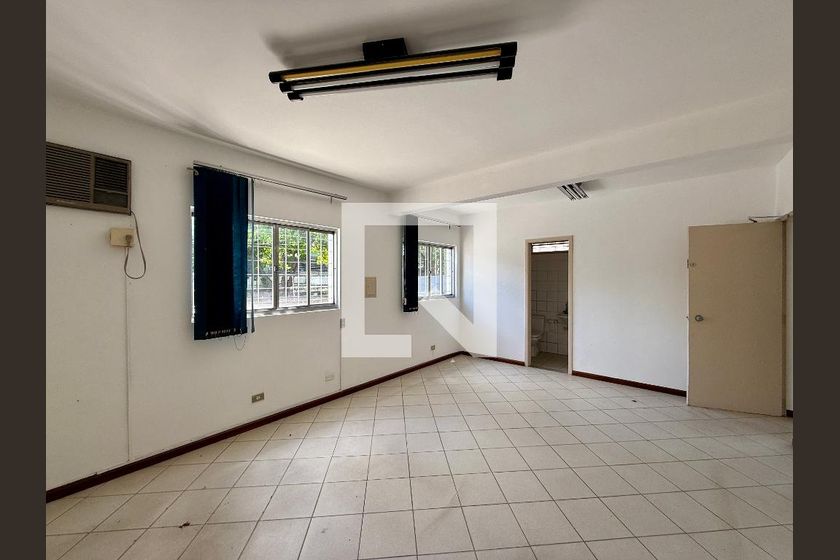Casa, 4 quartos, 254 m² - Foto 30