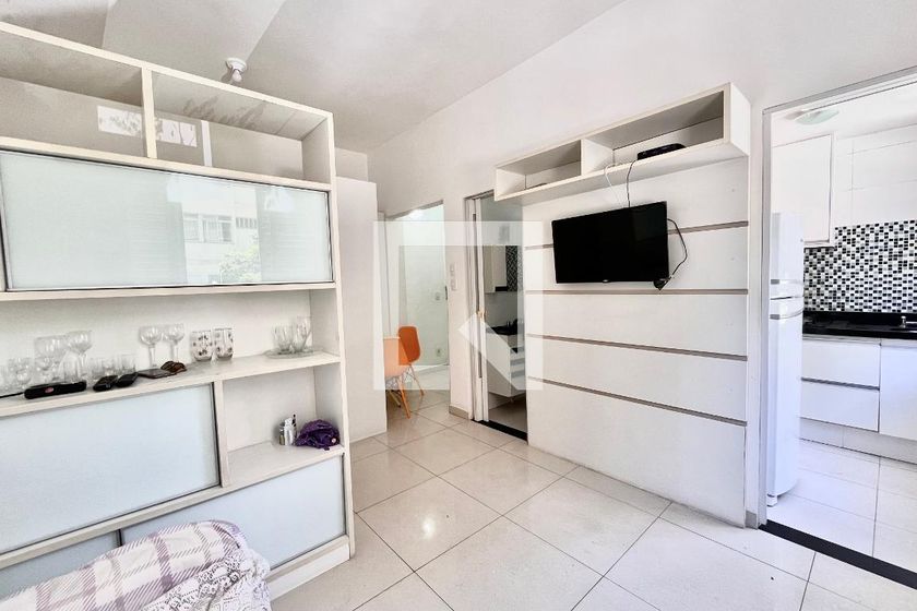 Apartamento, 1 quarto, 28 m² - Foto 2