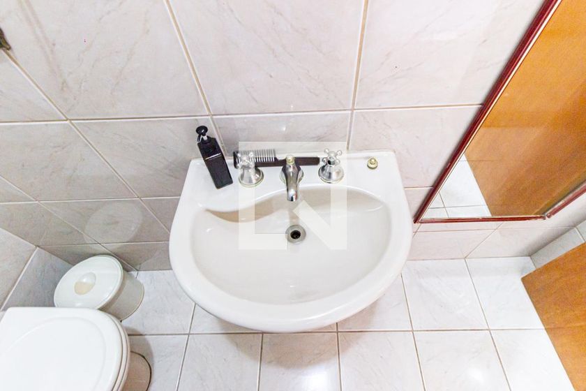 Casa, 3 quartos, 240 m² - Foto 47