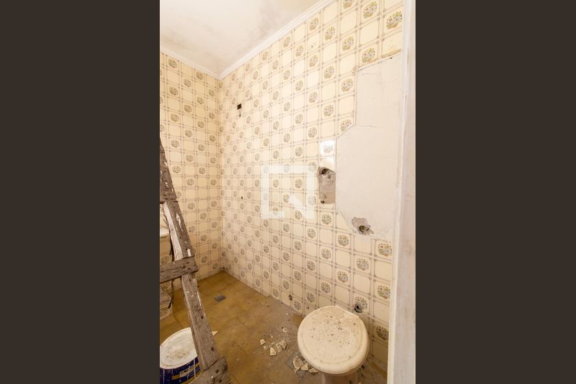Casa à Venda - Taquaral, 2 Quartos,  240 m2 em , Campinas - sp | SoloBR