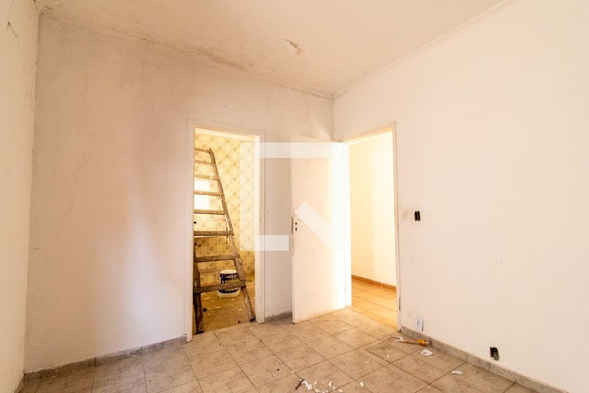 Casa à Venda - Taquaral, 2 Quartos,  240 m2 em , Campinas - sp | SoloBR