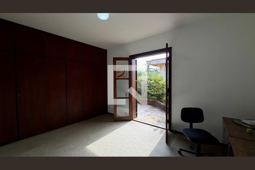 Casa, 4 quartos, 290 m² - Foto 59