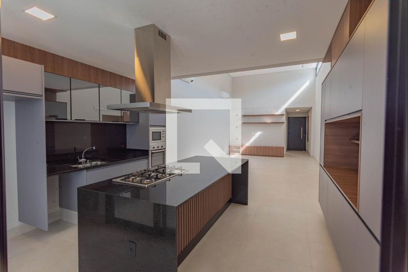 Casa à Venda - Swiss Park, 3 Quartos,  210 m2 em , Campinas - sp | SoloBR