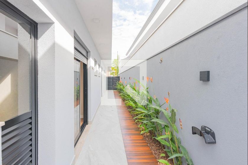 Casa à Venda - Swiss Park, 3 Quartos,  210 m2 em , Campinas - sp | SoloBR