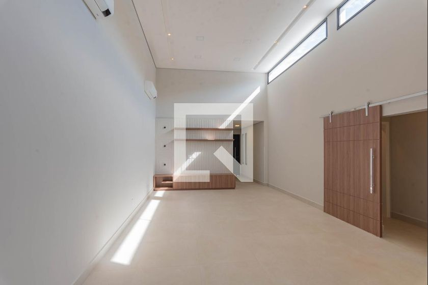 Casa à Venda - Swiss Park, 3 Quartos,  210 m2 em , Campinas - sp | SoloBR