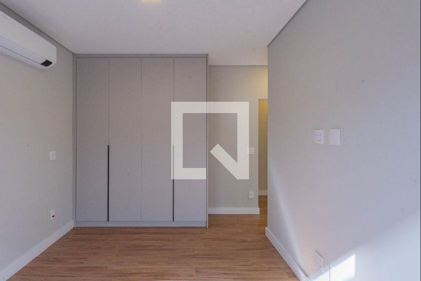 Casa à Venda - Swiss Park, 3 Quartos,  210 m2 em , Campinas - sp | SoloBR