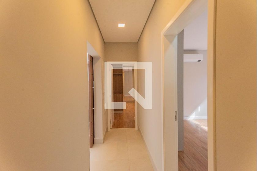 Casa à Venda - Swiss Park, 3 Quartos,  210 m2 em , Campinas - sp | SoloBR