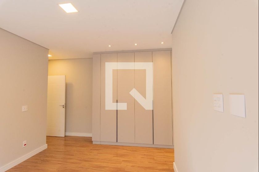 Casa à Venda - Swiss Park, 3 Quartos,  210 m2 em , Campinas - sp | SoloBR