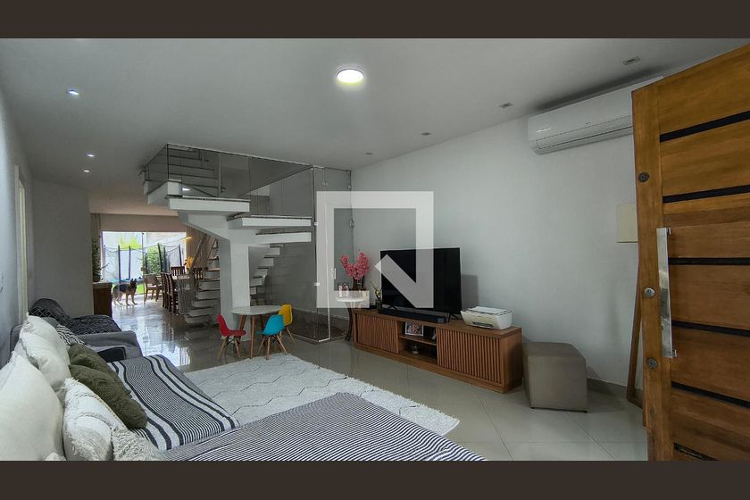 Casa, 5 quartos, 360 m² - Foto 1