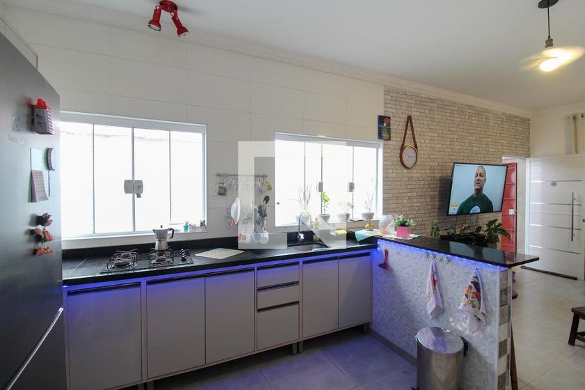 Casa, 2 quartos, 210 m² - Foto 11