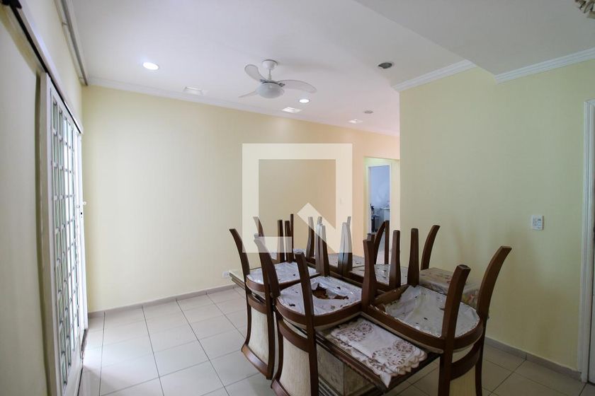 Casa, 3 quartos, 200 m² - Foto 31
