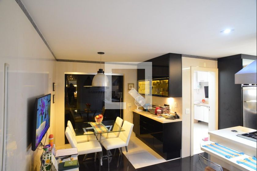 Casa, 5 quartos, 1350 m² - Foto 13