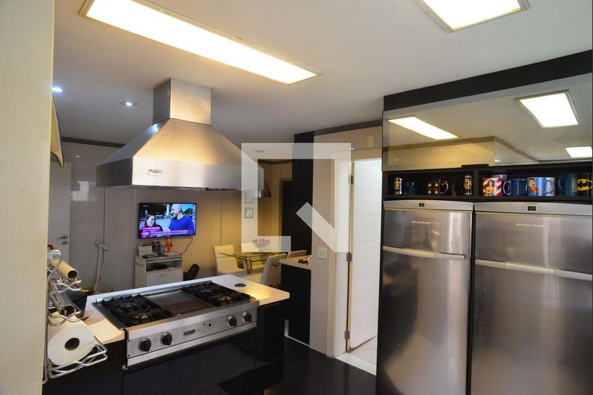 Casa, 5 quartos, 1350 m² - Foto 17