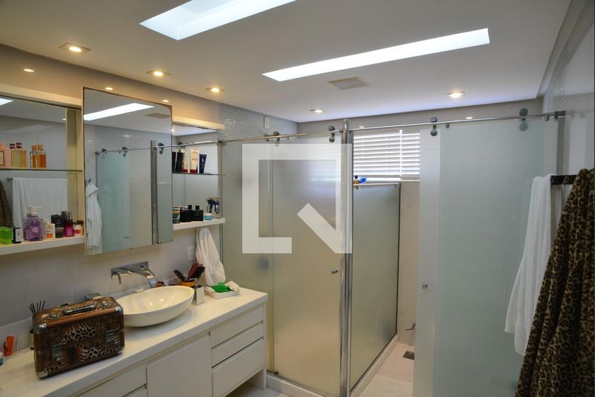 Casa, 5 quartos, 1350 m² - Foto 40