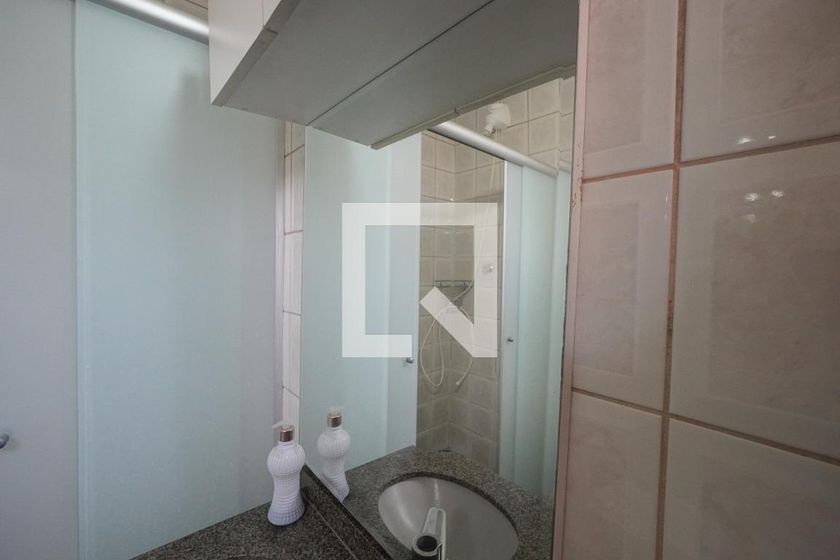 Casa, 4 quartos, 240 m² - Foto 28