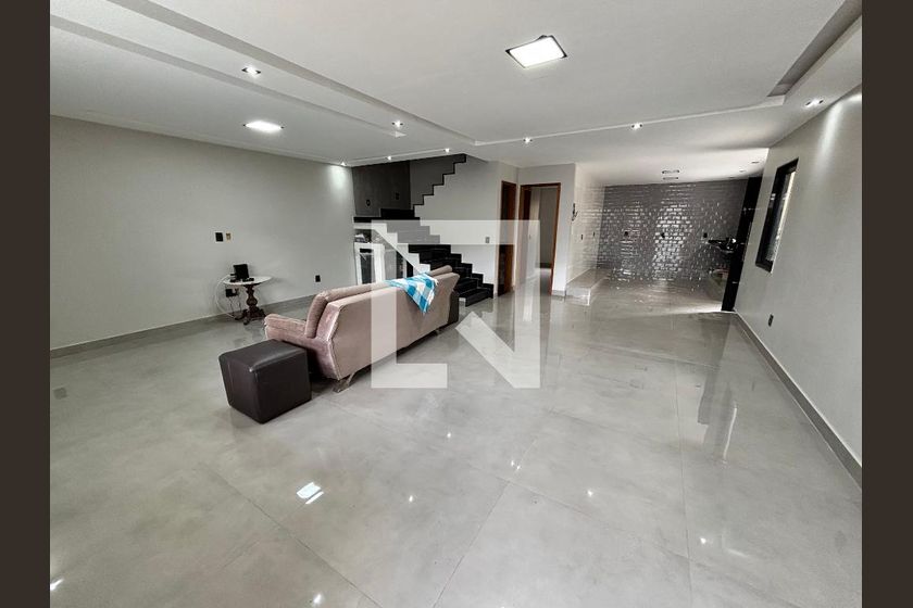 Casa, 4 quartos, 232 m² - Foto 3
