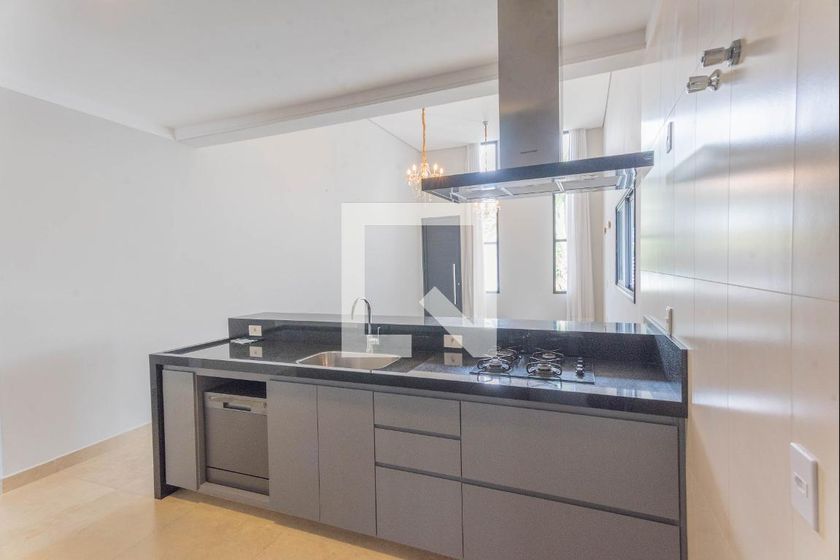 Casa à Venda - Swiss Park, 3 Quartos,  170 m2 em , Campinas - sp | SoloBR