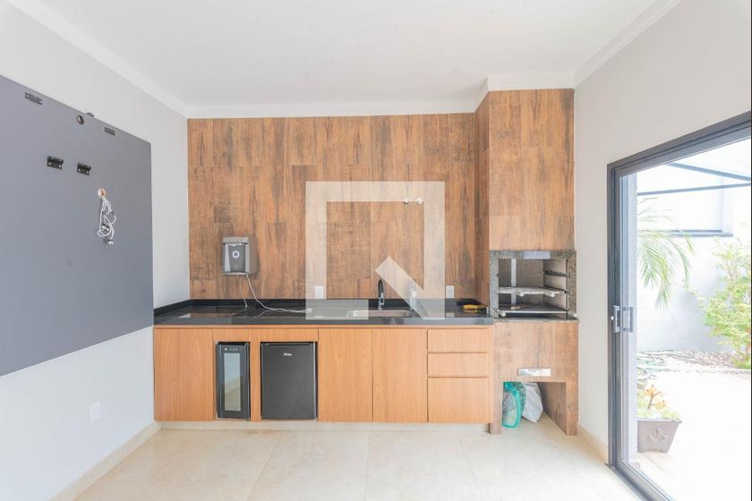 Casa à Venda - Swiss Park, 3 Quartos,  170 m2 em , Campinas - sp | SoloBR