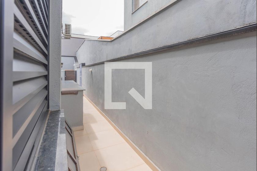 Casa à Venda - Swiss Park, 3 Quartos,  170 m2 em , Campinas - sp | SoloBR