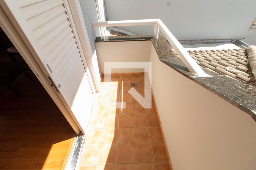 Casa à Venda - Mansões Santo Antônio, 4 Quartos,  275 m2 em , Campinas - sp | SoloBR