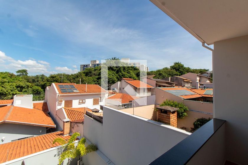 Casa à Venda - Mansões Santo Antônio, 4 Quartos,  275 m2 em , Campinas - sp | SoloBR