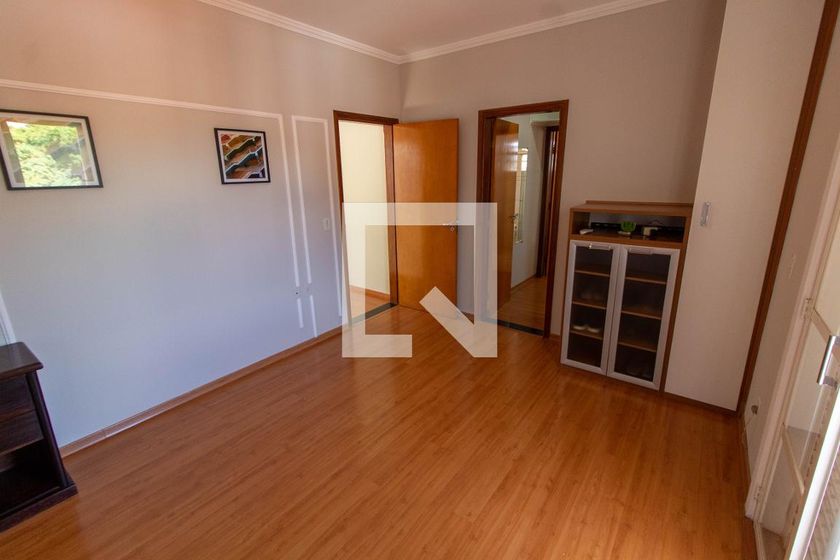 Casa à Venda - Mansões Santo Antônio, 4 Quartos,  275 m2 em , Campinas - sp | SoloBR