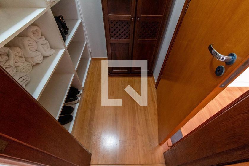Casa à Venda - Mansões Santo Antônio, 4 Quartos,  275 m2 em , Campinas - sp | SoloBR