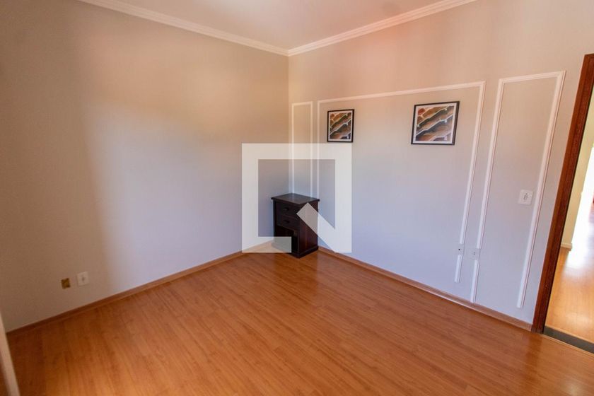 Casa à Venda - Mansões Santo Antônio, 4 Quartos,  275 m2 em , Campinas - sp | SoloBR
