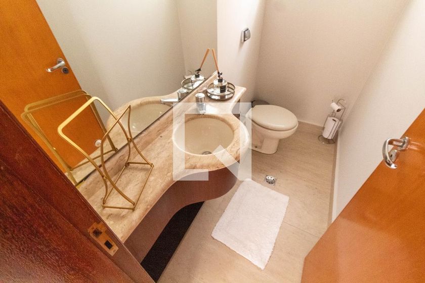 Casa à Venda - Mansões Santo Antônio, 4 Quartos,  275 m2 em , Campinas - sp | SoloBR