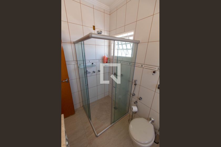 Casa à Venda - Mansões Santo Antônio, 4 Quartos,  275 m2 em , Campinas - sp | SoloBR