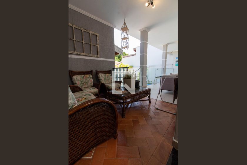 Casa à Venda - Mansões Santo Antônio, 4 Quartos,  275 m2 em , Campinas - sp | SoloBR