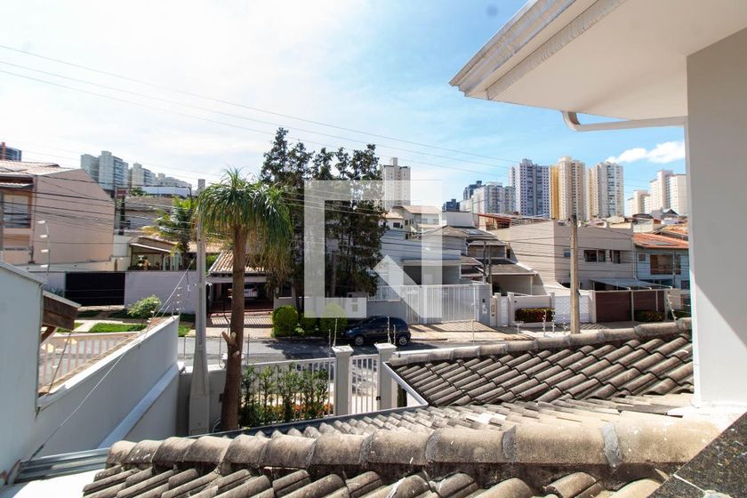 Casa à Venda - Mansões Santo Antônio, 4 Quartos,  275 m2 em , Campinas - sp | SoloBR
