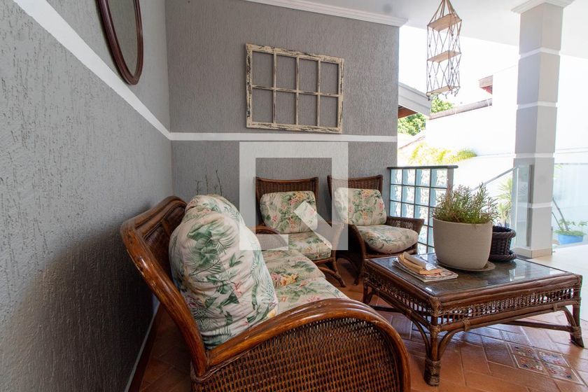 Casa à Venda - Mansões Santo Antônio, 4 Quartos,  275 m2 em , Campinas - sp | SoloBR